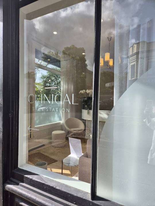 Clinical Skin Station — 1