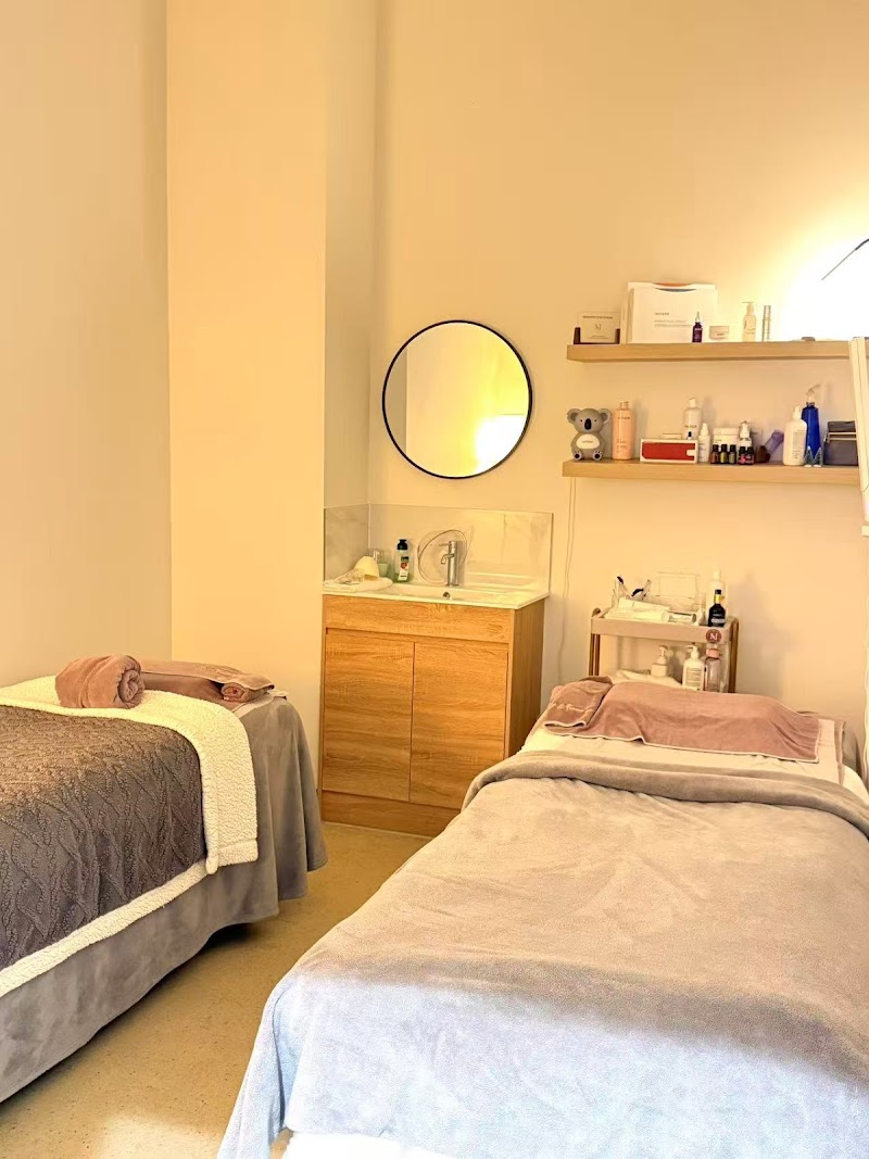 HealMe Beauty & Health Centre (City) - Skin Clinic Melbourne CBD