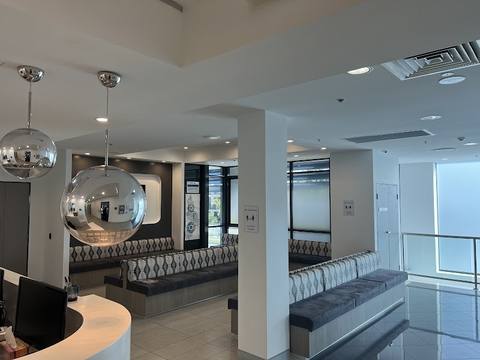 Cosmedic & Skin Clinic